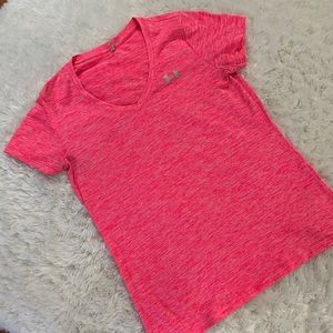 Ladies Hot Pink UnderArmour Tee!